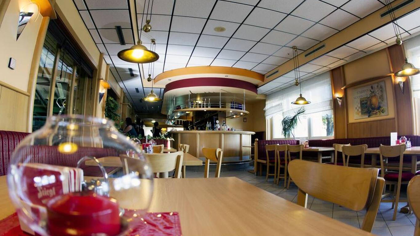 Tennis- Und Freizeitzentrum Neudörfl