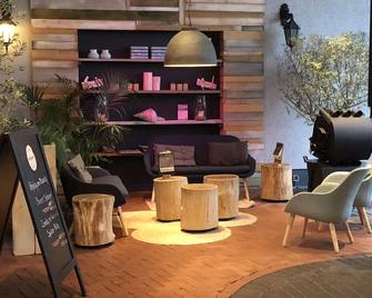 Holiday house 'Haus Seemöwe' directly at the Grevelingen sea, Brouwershaven / Den Osse - Brouwershaven - Lounge