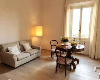 Modern apartments in the heart of Florence - Florence - Salon