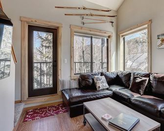 2759 Slopeside 1 Bedroom Condo by RedAwning - Keystone - Wohnzimmer