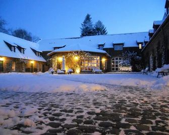 Falderhof - Colonia - Edificio