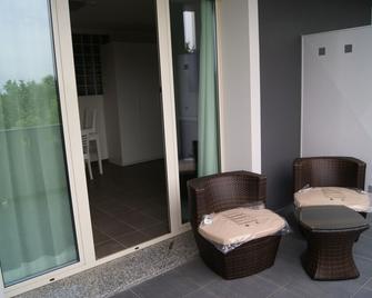 Guest House Residence Malpensa - Somma Lombardo - Balkón