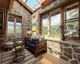 Kala Studiao And Stay - Manali - Lobby