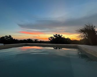 Aria - El Cuyo - Pool