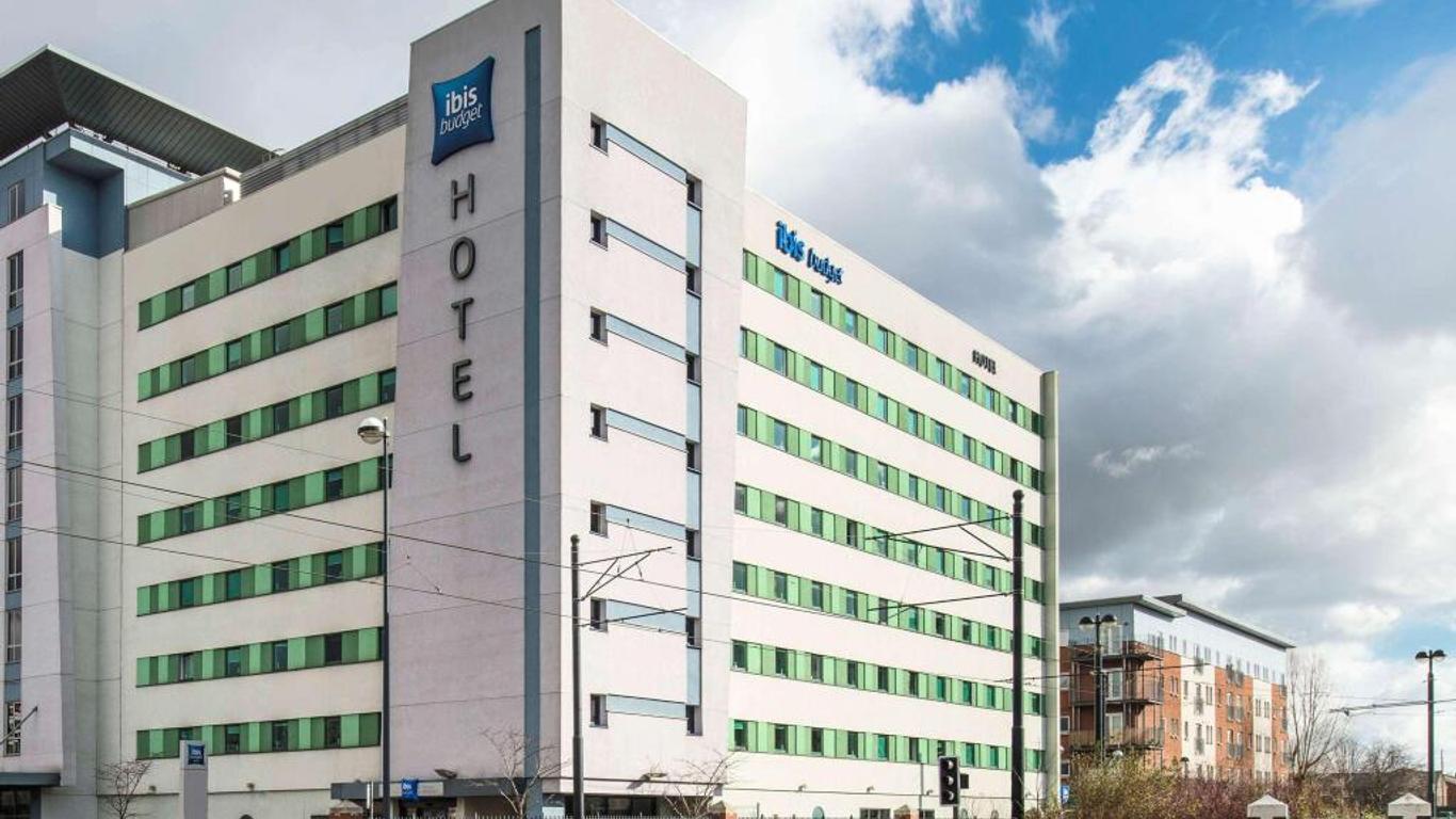 إيبيس بدجيت مانشيستر سالفورد كوايز