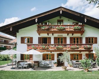 Der Lederer Hof - Boutique Hotel & Apartments - Bad Wiessee - Building