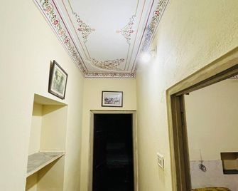 Heritage Haveli Guest House - Udaipur - Pasillo