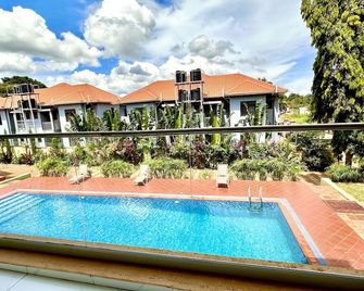 Kisa Apartments - Jinja - Alberca