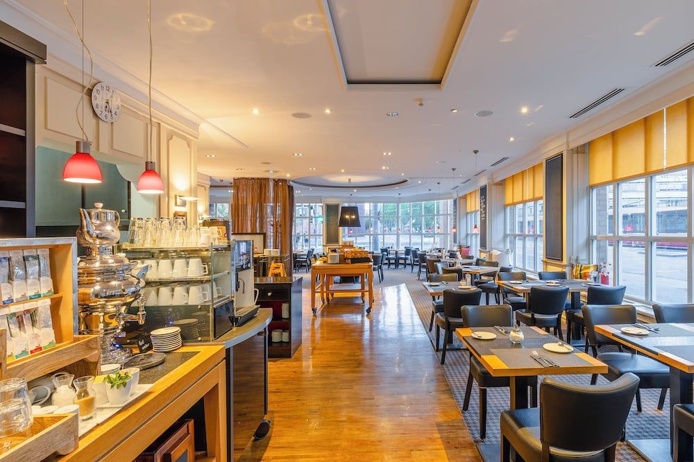 The Q - Quadro City Hotel - קרלסרוהה - מסעדה