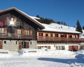 Hotel-Restaurant Le Relais Panoramique - Val-d'Illiez - Building