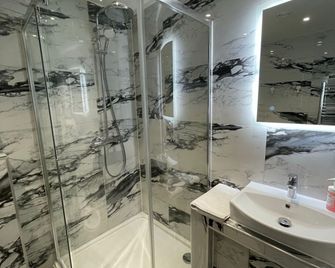 Ilford Grand Hotel - Ilford - Salle de bain