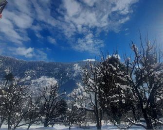 Apple Field House - Manali - Vista del exterior