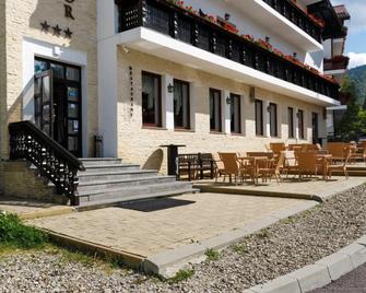 Manor Ski Hotel - Predeal - Patio