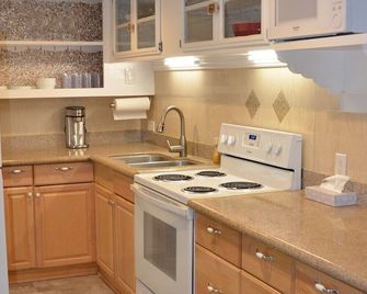 Our Little Patch of Heaven Cottage East Zion - Glendale - Kitchen