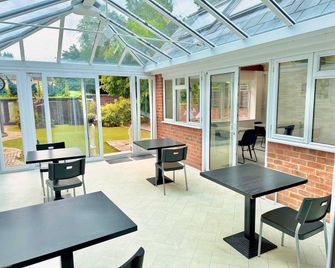 City Centre Guest House - Gloucester Park - Gloucester