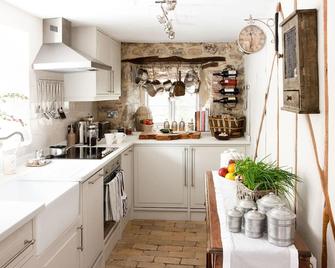 Moorland View Cottage - Newton Abbot - Kitchen