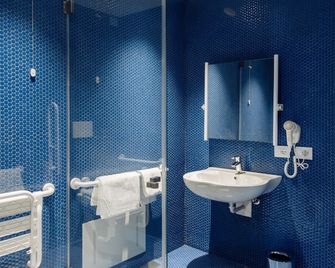 Air Rooms Rome Airport by HelloSky - Fiumicino - Koupelna