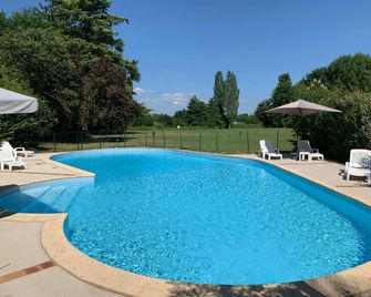 Les Rives du Plantié - Sainte-Livrade-sur-Lot - Pool