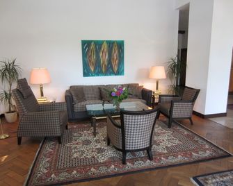 هوتل جيلدنهوف - أن دين ويستفالنهالن دورتموند - دورتموند - غرفة معيشة