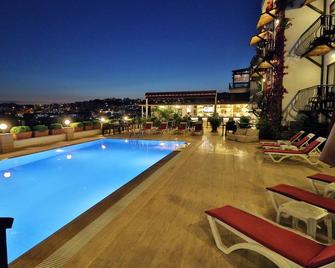Gumbet Hotel - Bodrum - Piscina
