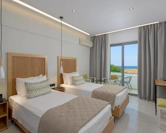 Nirvana Beach Hotel - Theologos - Habitación