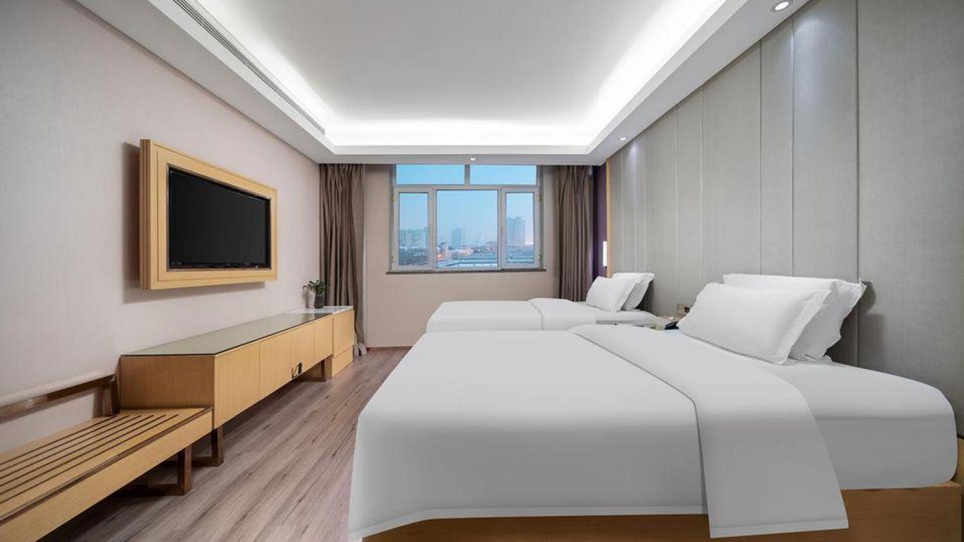 Lavande Hotels Urumqi Diwopu International Airport