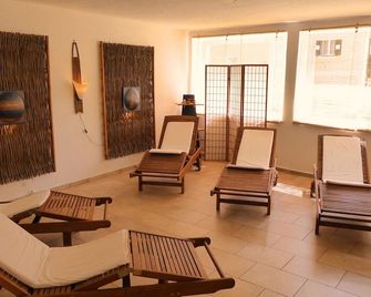 Villa Maier B&B & Apartments - Soprabolzano/Oberbozen - Sala de estar