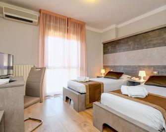 Hotel Locanda Primavera - Rodengo-Saiano - Bedroom