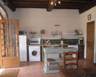The Tour de France and you, cottage ideally placed - Arette - Küche