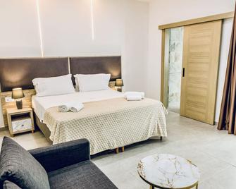 The Mike Hotel - Cospicua - Bedroom