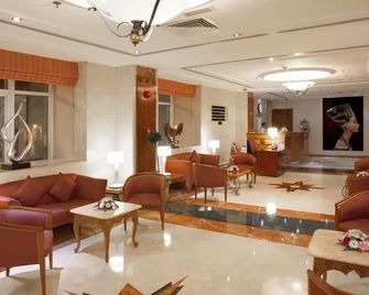 Landmark Hotel Baniyas - דובאי - טרקלין