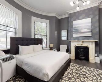 Premier Suites - Bay Village - Boston - Bedroom