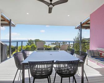 Moreton View - Tangalooma - Balcony