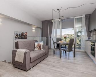 Siena Living Apartment - Siena