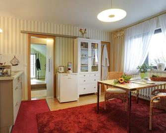 Ferienwohnung Abspanne - Bad Bibra - Comedor