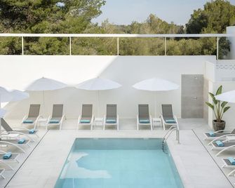 Aparthotel Marina Drach - Porto Cristo - Pool