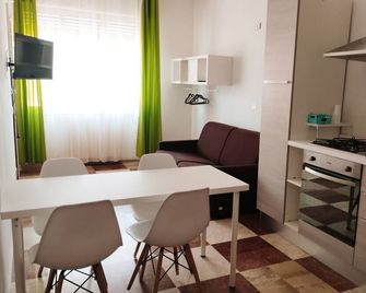 Thomas'home - Comiso - Cucina