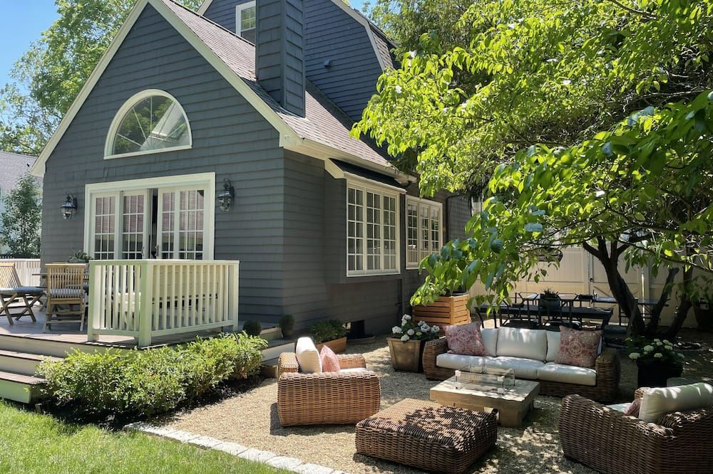 Beautiful home in Wellesley's Historic district