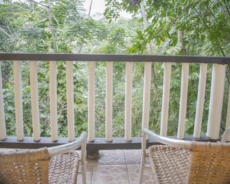 Bay View Villas - Port Antonio - Balkon
