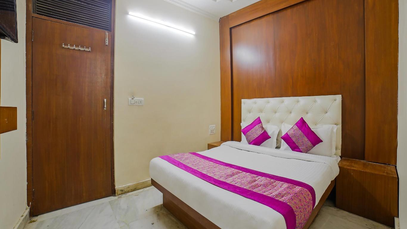 Hotel O Shyam Palace Near New Delhi Railway Station