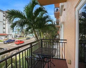 Madeira Bay Resort & Spa - Madeira Beach - Balkon