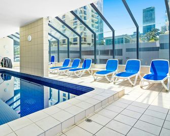 Beachcomber Resort Surfers Paradise - Surfers Paradise - Pool