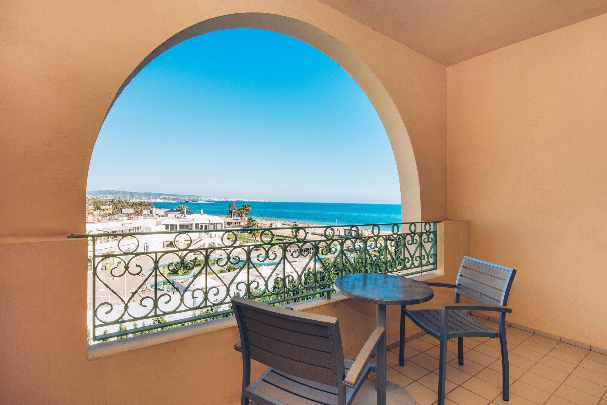 Iberostar Waves Averroes - חמאמט - מרפסת