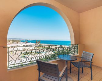 Iberostar Waves Averroes - חמאמט - מרפסת