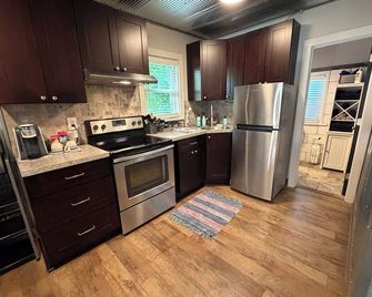 Cozy 1 bedroom in Vintage Ionia - Ionia - Kitchen