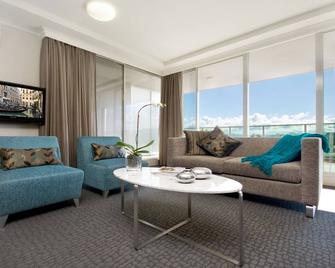 Pacific Suites Canberra - Canberra - Living room