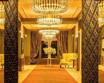 Le Palais Art Hotel Prague - Prague - Lobby