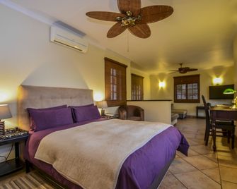 White House Lodge - White River