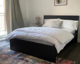 Cozy City Apartment in Rainham - Rainham - Soveværelse
