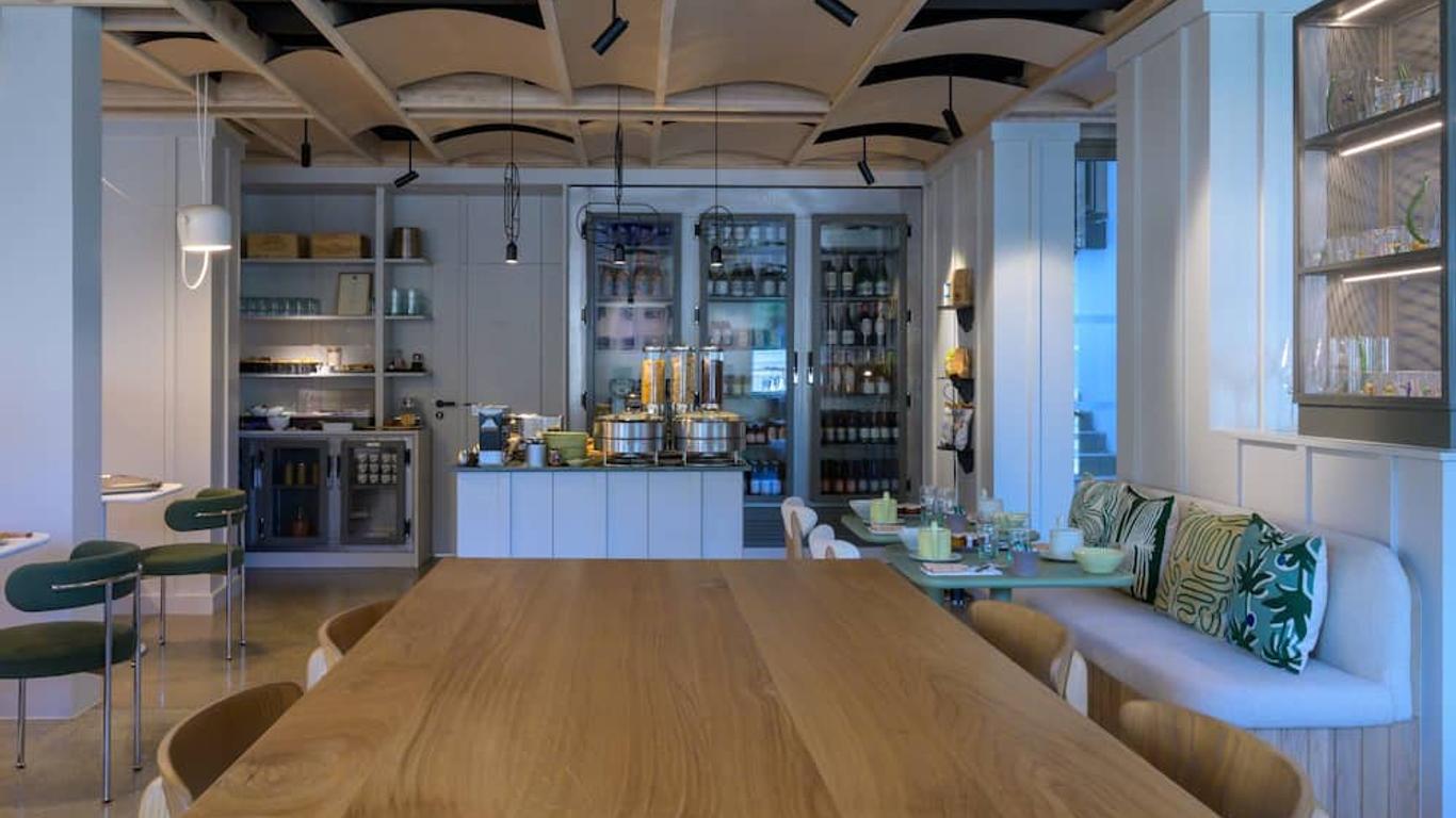 هوتل دي لا بليج